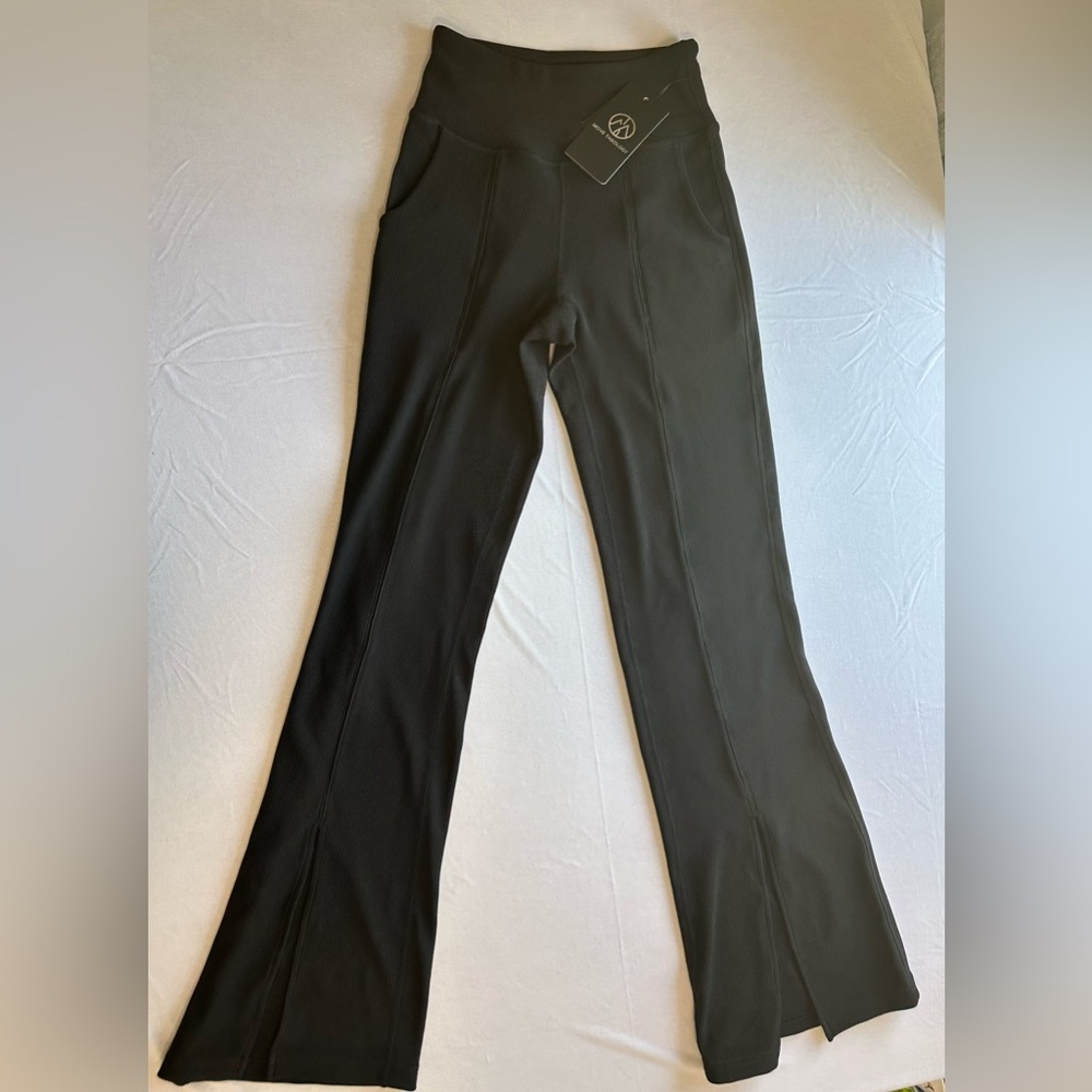 Ribbed Bootcut Flared High-Waist Pants